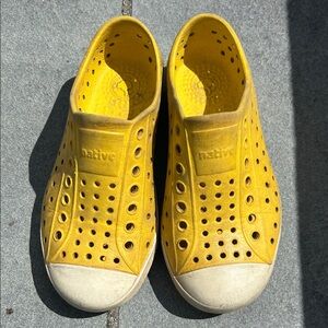 Native Kids Bright Yellow Water Shoes
